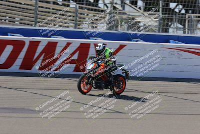 media/Aug-27-2022-Fastrack Riders (Sat) [[c588535105]]/Level 1/Session 1 Start Finish/